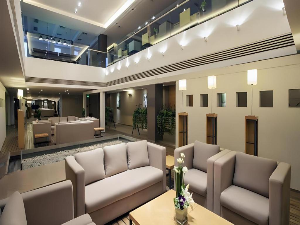 Catic Hotel--Adjacent Buliding Джухай Екстериор снимка