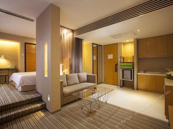 Catic Hotel--Adjacent Buliding Джухай Екстериор снимка